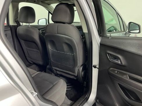 Used 2016 Chevrolet Trax LS w/ LPO, Protection Package FWD image 21