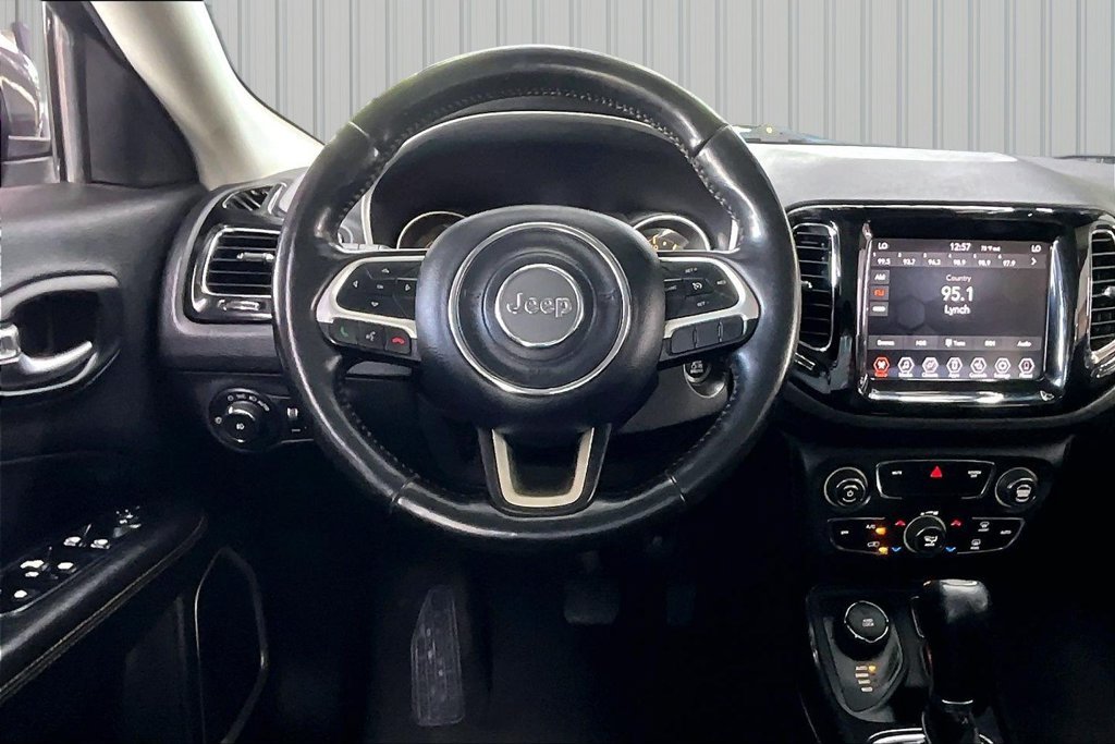 Used 2019 Jeep Compass Limited AWD/4WD image 8