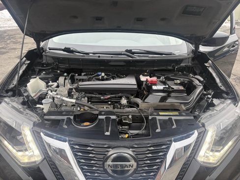 Used 2018 Nissan Rogue S image 22