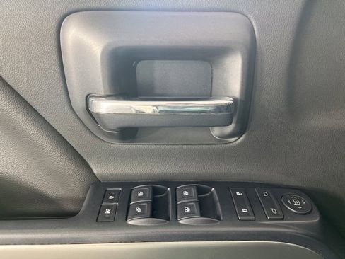 Used 2019 Chevrolet Silverado 1500 LT image 25