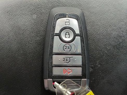 Used 2023 Ford Explorer XLT w/ Equipment Group 202A RWD image 30