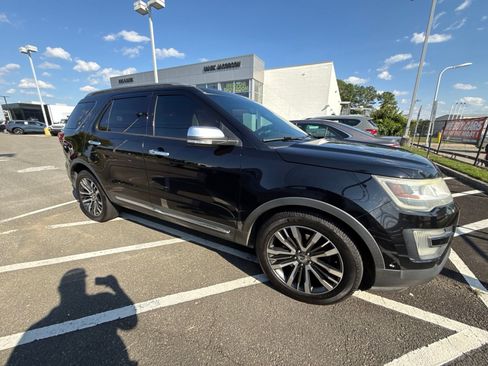 Used 2016 Ford Explorer Platinum AWD/4WD image 13