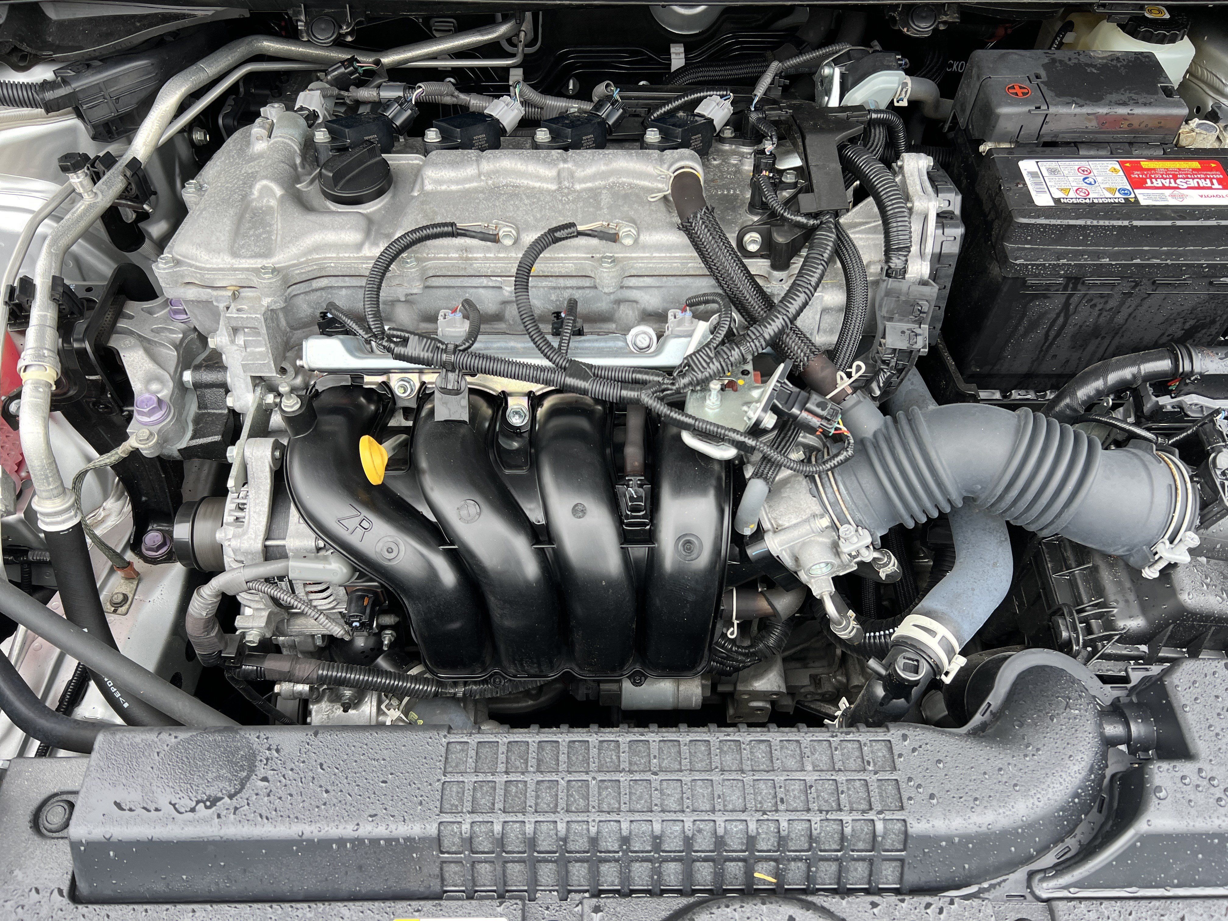 Certified 2021 Toyota Corolla LE FWD image 33
