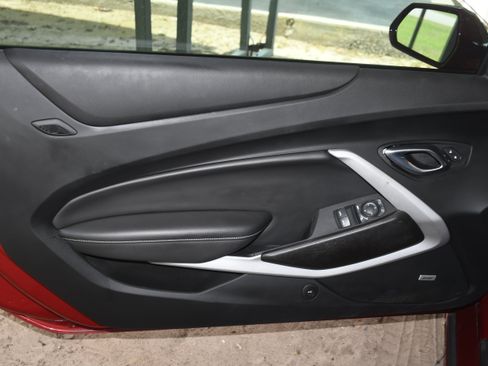 Used 2022 Chevrolet Camaro LT w/ RS Package RWD image 9