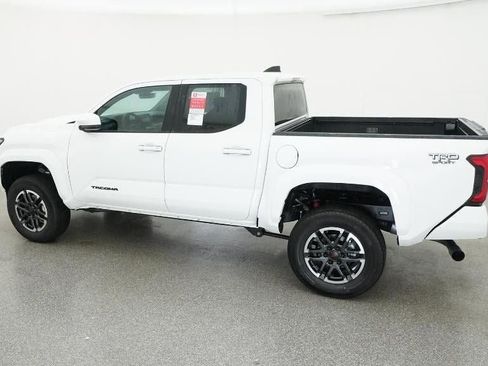 New 2026 Toyota Tacoma TRD Sport image 4