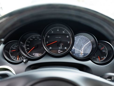 Used 2011 Porsche Cayenne Sport Utility 4D image 33