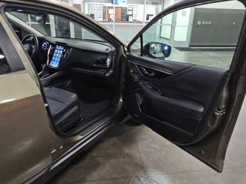 Used 2025 Subaru Outback Limited XT image 42