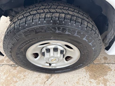 Used 2022 Chevrolet Express 2500 w/ Driver Convenience Package image 19