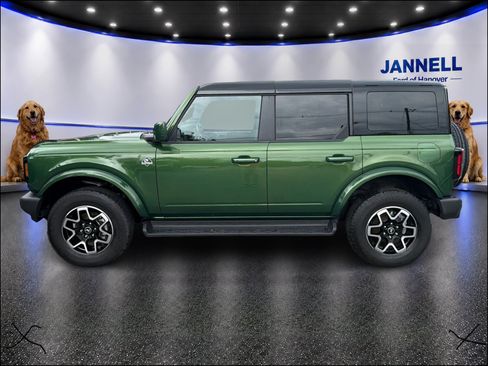 Used 2025 Ford Bronco Outer Banks AWD/4WD image 9