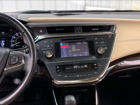 Used 2013 Toyota Avalon XLE Touring FWD image 6