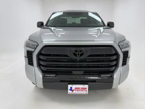 Used 2024 Toyota Tundra Limited AWD/4WD image 3