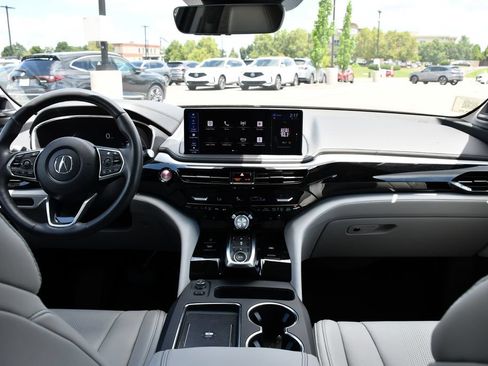 Used 2025 Acura MDX SH-AWD w/ Technology Package image 20