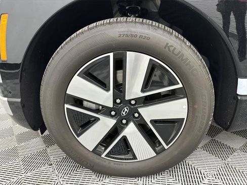 New 2026 Hyundai Ioniq 9 SEL image 12
