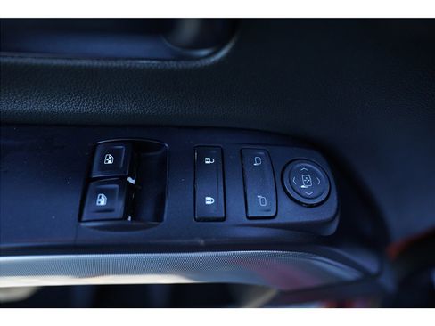 Used 2017 Chevrolet Silverado 1500 LT w/ LT Convenience Package AWD/4WD image 14