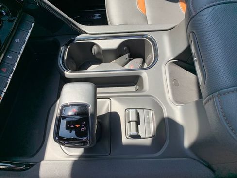 Certified 2026 GMC Sierra 1500 AT4 AWD/4WD image 24