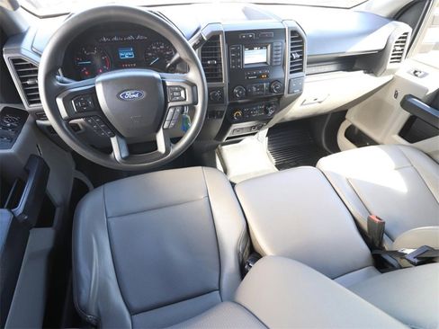 Certified 2022 Ford F450 XL w/ Power Equipment Group image 4