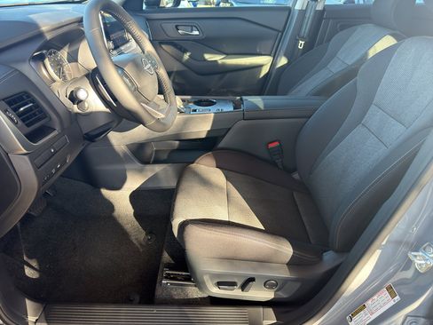 New 2026 Nissan Rogue SV image 15