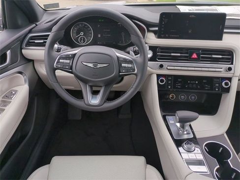New 2025 Genesis G70 2.5T image 14