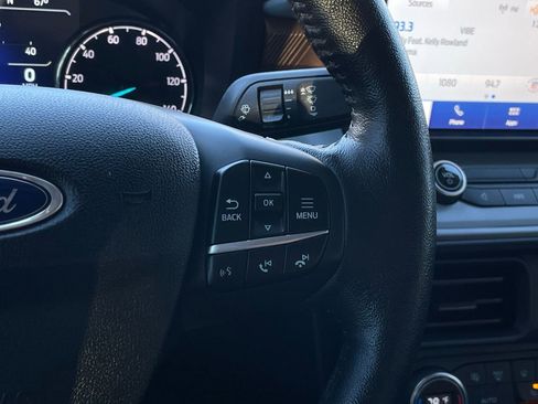 Used 2022 Ford Maverick Lariat w/ Lariat Luxury Package image 15