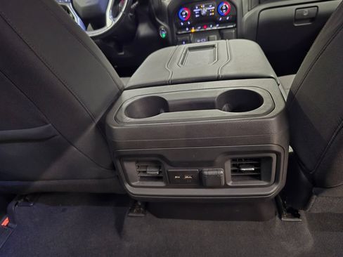 Used 2021 Chevrolet Silverado 1500 LT Trail Boss w/ Convenience Package II AWD/4WD image 37