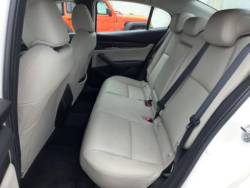Used 2020 MAZDA MAZDA3 Sedan w/ Select Package FWD image 5