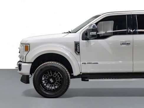 Used 2022 Ford F250 Lariat w/ Lariat Ultimate Package image 11