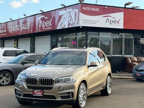 Used 2017 BMW X5 xDrive35i w/ Premium Package AWD/4WD image 2