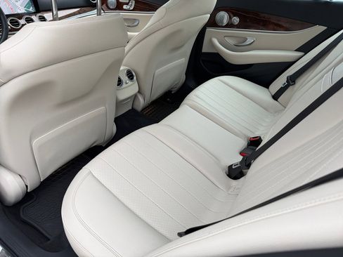 Used 2017 Mercedes-Benz E 300 image 34