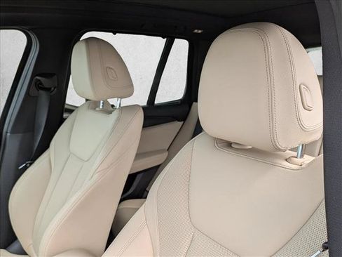 Used 2024 BMW X3 xDrive30i w/ Premium Package AWD/4WD image 14