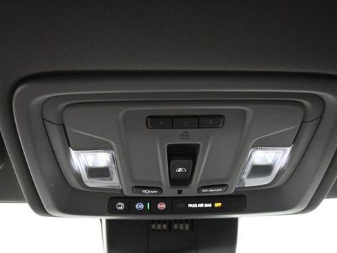 Used 2025 GMC Sierra 1500 Elevation w/ Preferred Package AWD/4WD image 31