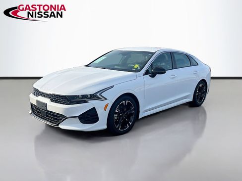 Used 2023 Kia K5 GT-Line w/ GT-Line Premium Package image 3