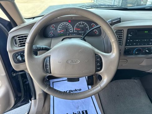 Used 2002 Ford F150 Lariat AWD/4WD image 17