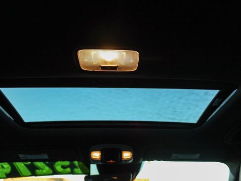 Certified 2024 Hyundai Elantra N Line image 17