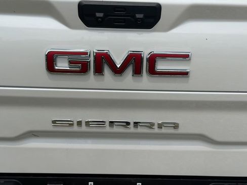 Used 2025 GMC Sierra 1500 SLT w/ SLT Premium Package AWD/4WD image 11