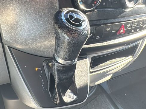 Used 2014 Mercedes-Benz Sprinter 2500 image 20