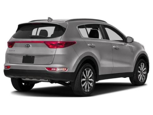Used 2019 Kia Sportage EX FWD image 3