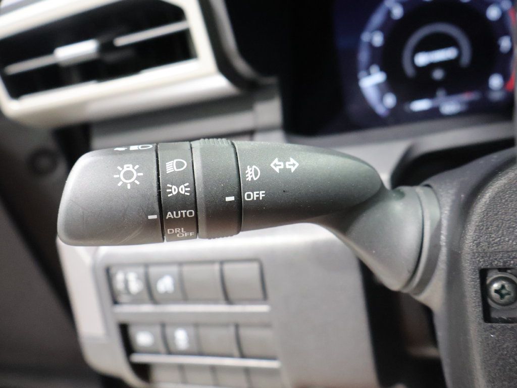 Used 2026 Toyota Tacoma TRD Off-Road AWD/4WD image 38