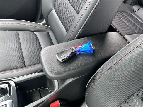 Used 2023 Chevrolet TrailBlazer RS w/ Convenience Package image 29