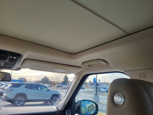 Used 2016 Land Rover Range Rover HSE image 12