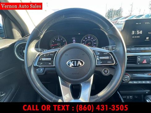 Used 2021 Kia Forte EX image 19