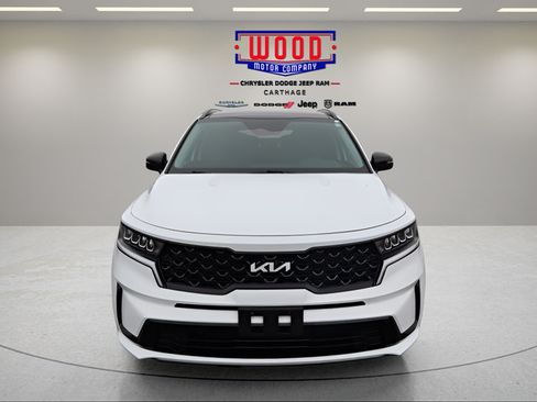 Used 2023 Kia Sorento S w/ Panoramic Sunroof Package FWD image 14
