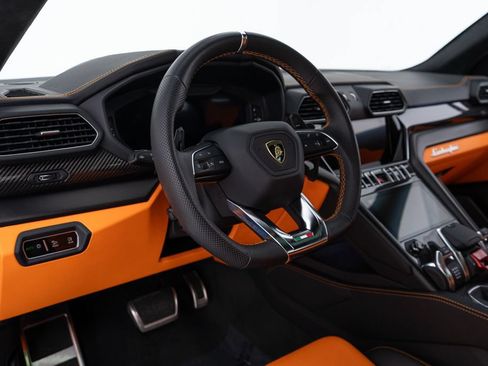 Used 2022 Lamborghini Urus AWD/4WD image 14