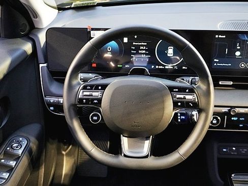 Used 2025 Hyundai Ioniq 5 SEL image 20