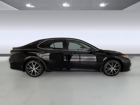 Used 2024 Toyota Camry SE w/ Blackout Package (TMS) FWD image 7