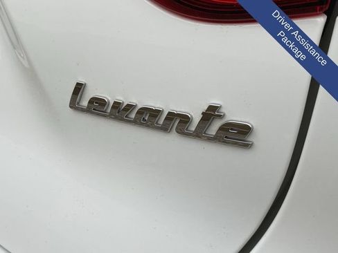 Used 2020 Maserati Levante AWD/4WD image 9