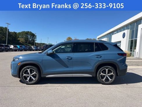 New 2026 Volkswagen Tiguan SE image 3