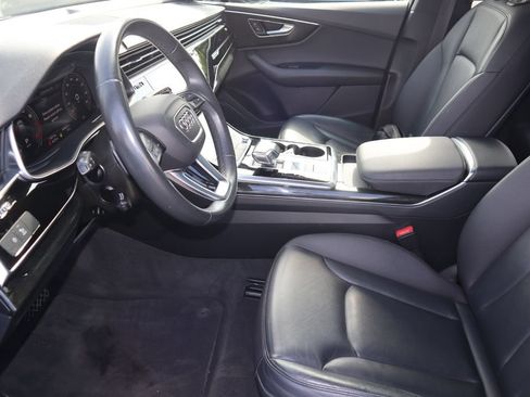 Used 2021 Audi Q7 2.0T Premium w/ Convenience Package AWD/4WD image 16