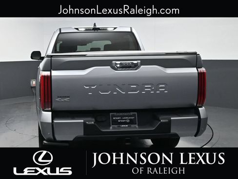 Used 2024 Toyota Tundra Limited AWD/4WD image 8