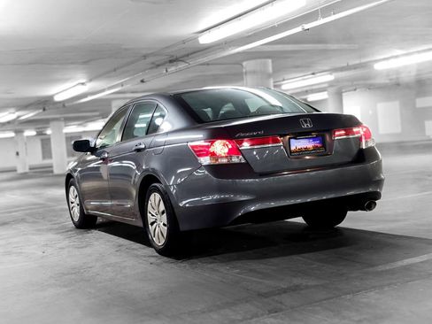 Used 2012 Honda Accord LX image 5