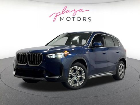 Certified 2025 BMW X1 xDrive28i w/ Premium Package AWD/4WD image 2